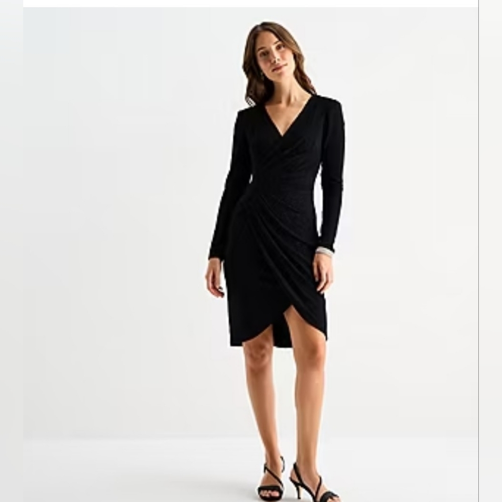 Jessica Howard Long Sleeve Glitter Sheath Dress